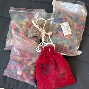 Over 280 pieces of incense cones